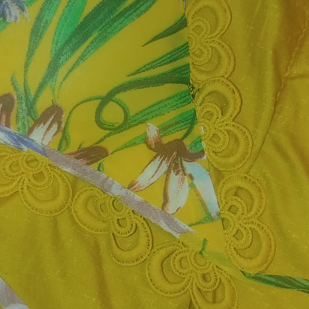 Beautiful beach short set - Picture 5 of 5
